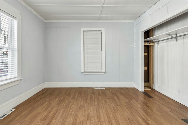 18 Pentucket St, Haverhill, MA 01830