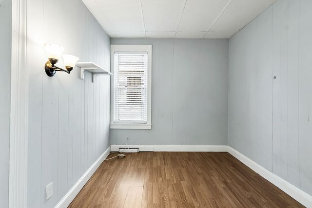 18 Pentucket St, Haverhill, MA 01830