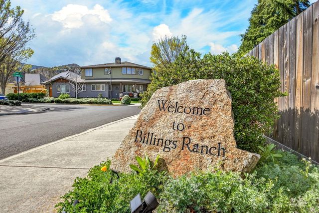 692 Vansant Street, Ashland, OR 97520