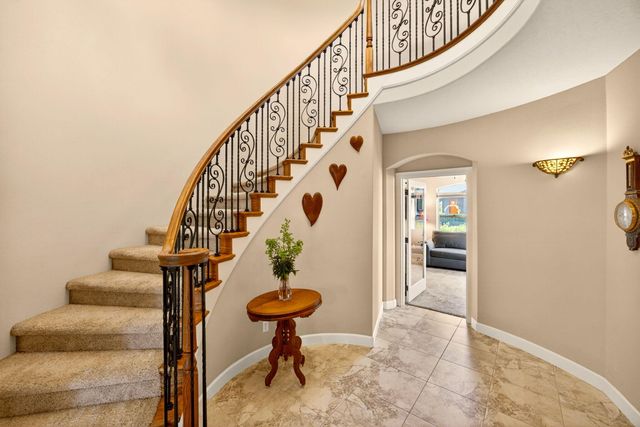 692 Vansant Street, Ashland, OR 97520