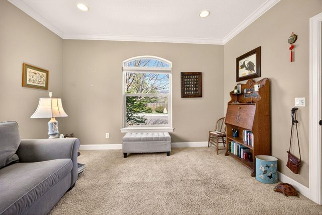 692 Vansant Street, Ashland, OR 97520