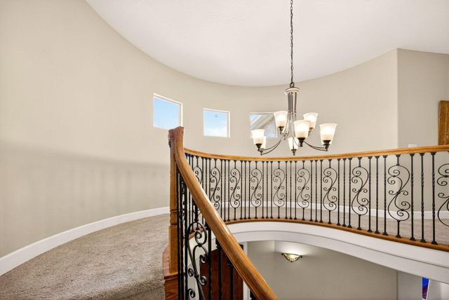 692 Vansant Street, Ashland, OR 97520