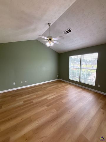 4668 Pine Valley Drive, Macon, GA 31210
