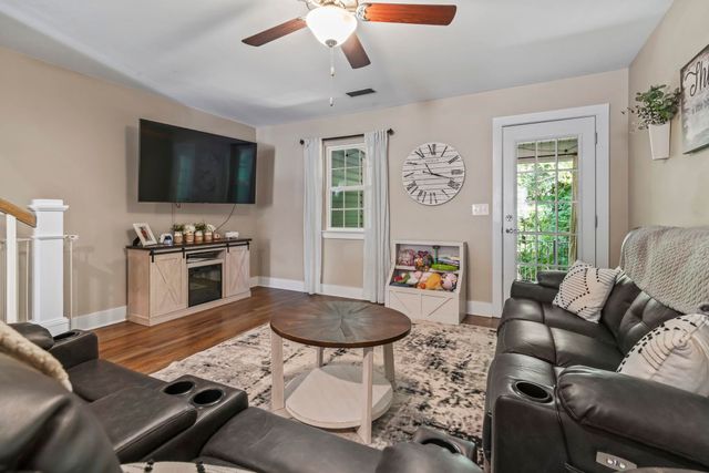 2724 Mercer Dr, Conway, SC 29526