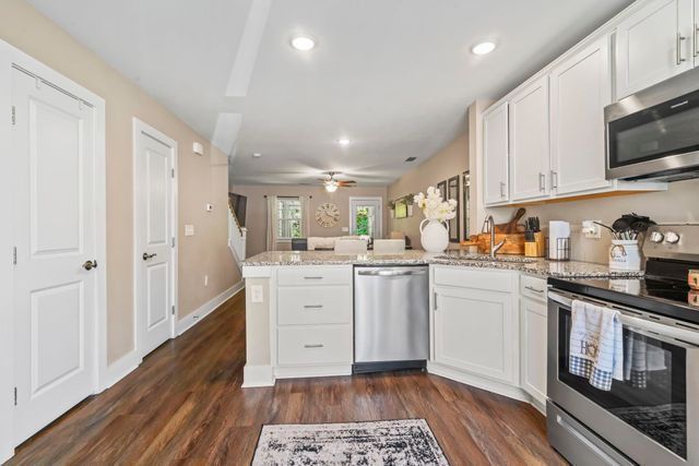2724 Mercer Dr, Conway, SC 29526