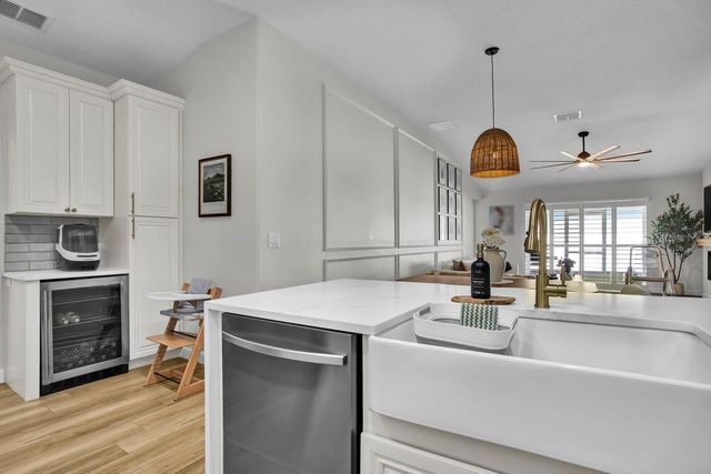 18565 STROMBURY DRIVE, Land O Lakes, FL 34638