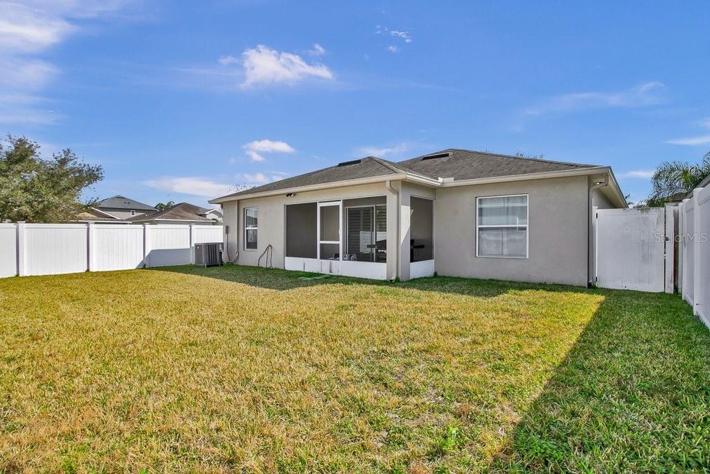 Image 40 of property listing at 18565 STROMBURY DRIVE, Land O Lakes, FL 34638