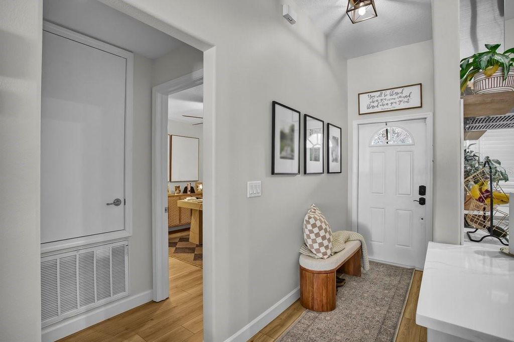 Image 6 of property listing at 18565 STROMBURY DRIVE, Land O Lakes, FL 34638