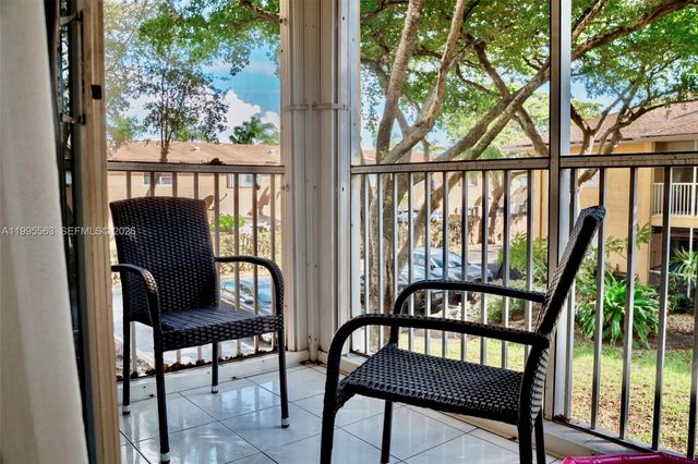 430 SE 7th St 201E, Dania Beach, FL 33004