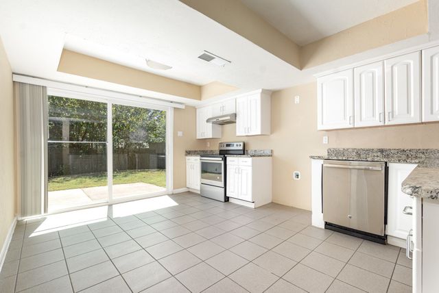 1420 Cross Bend Road, Plano, TX 75023