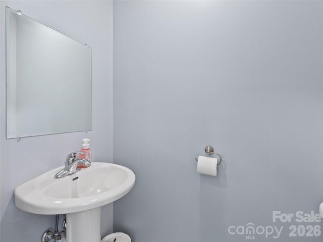 81 Aldens Way, Clyde, NC 28721