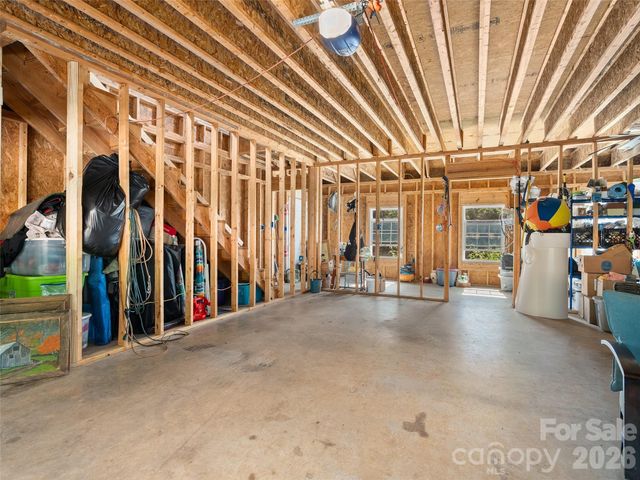 81 Aldens Way, Clyde, NC 28721