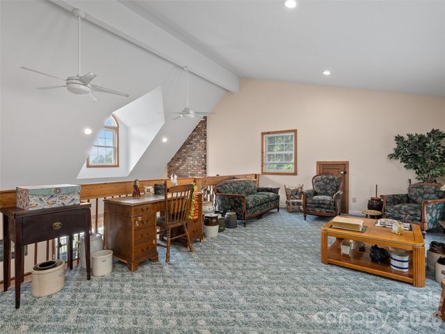 81 Aldens Way, Clyde, NC 28721