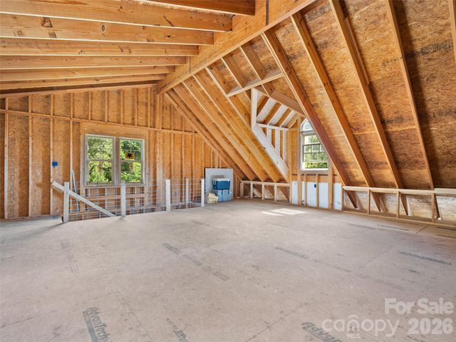 81 Aldens Way, Clyde, NC 28721