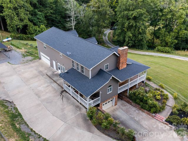 81 Aldens Way, Clyde, NC 28721