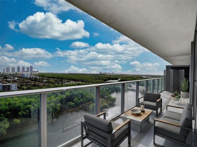 16385 Biscayne Blvd 1615, North Miami Beach, FL 33160