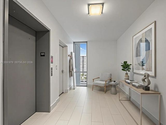 16385 Biscayne Blvd 1615, North Miami Beach, FL 33160