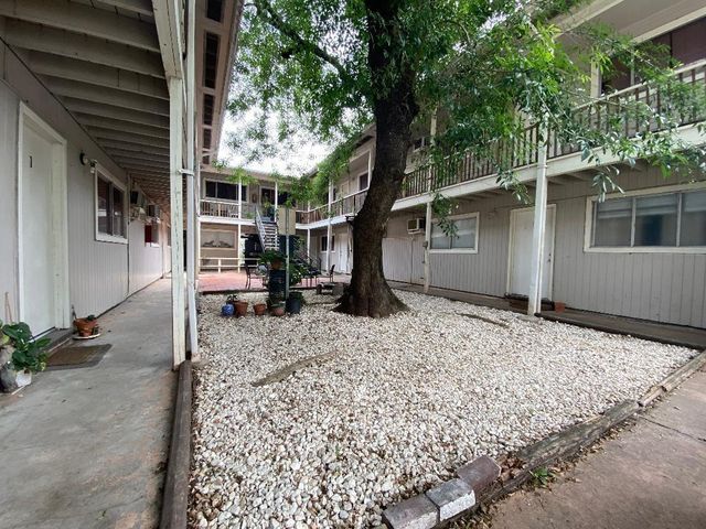 205 Avondale Street 6, Houston, TX 77006