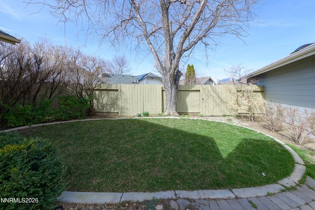 1754 Tulip Court, Minden, NV 89423