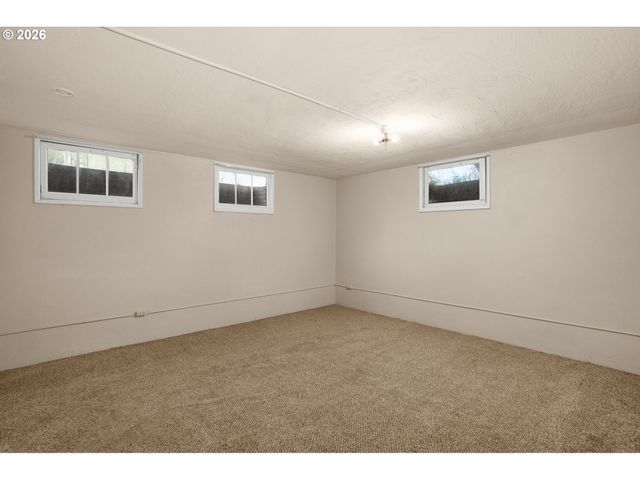 1731 Ne LIBERTY St, Portland, OR 97211