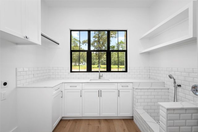 18284 Woodstream Crossing Road, Montgomery, TX 77316