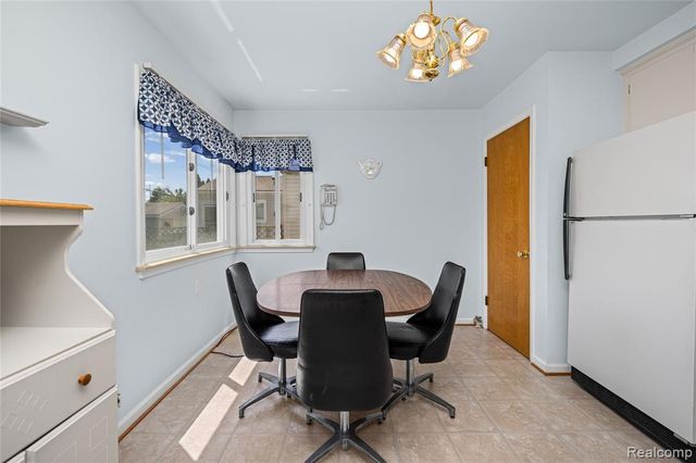 33441 Leona Street, Garden City, MI 48135