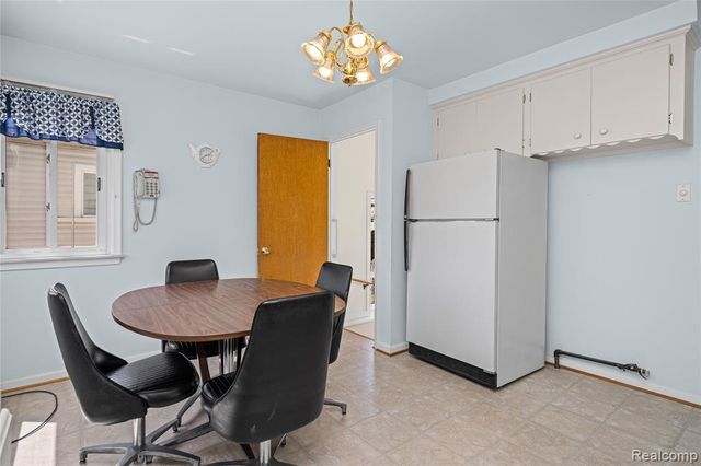 33441 Leona Street, Garden City, MI 48135