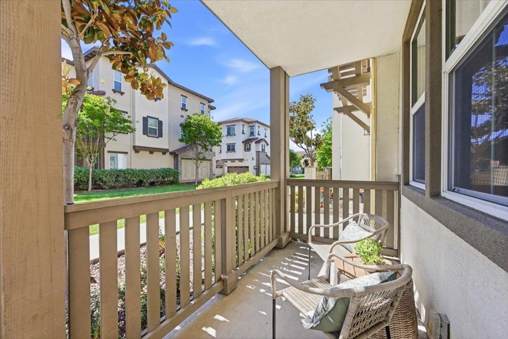 Image 19 of property listing at 2061 Kiwi Walkway, San Jose, CA 95133