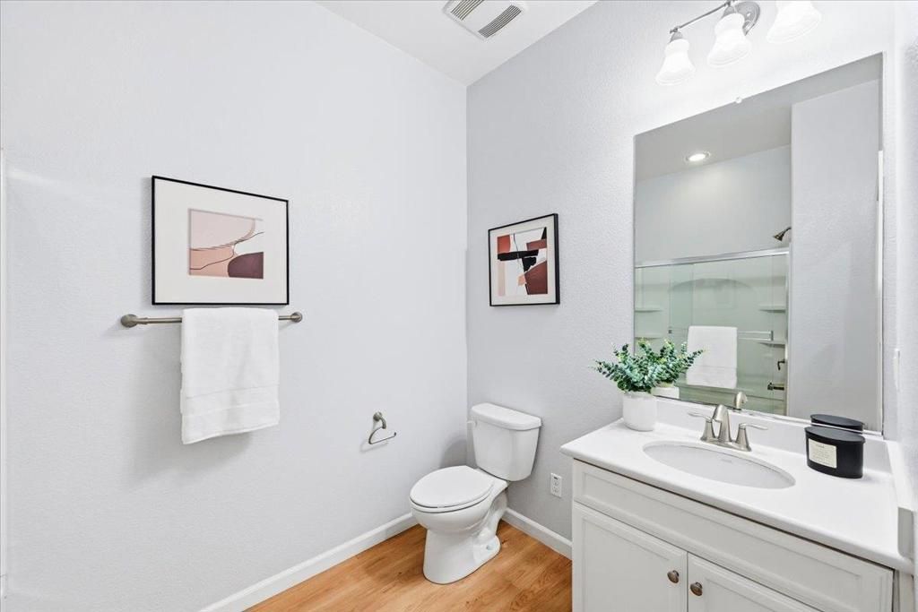 Image 22 of property listing at 2061 Kiwi Walkway, San Jose, CA 95133