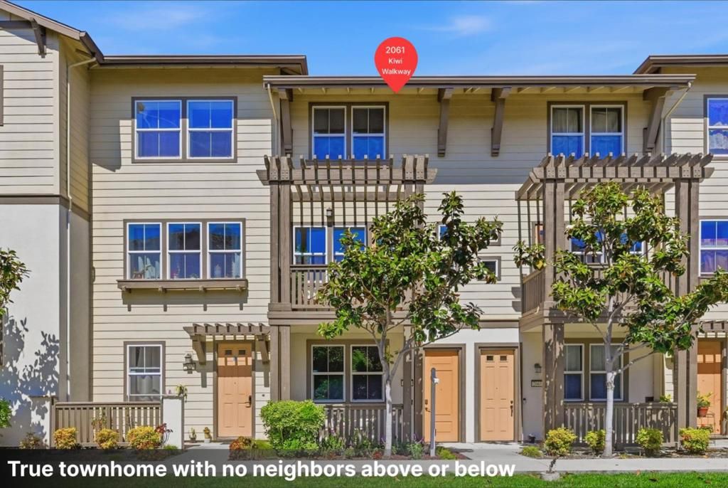 Image 5 of property listing at 2061 Kiwi Walkway, San Jose, CA 95133