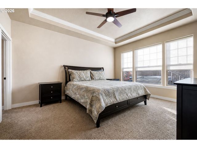 936 LEONARDS Way, Eugene, OR 97404