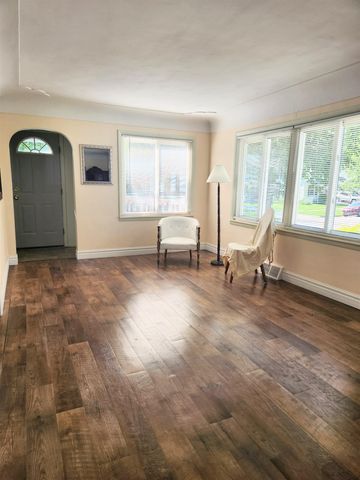 309 S Warner Street, Bay City, MI 48706