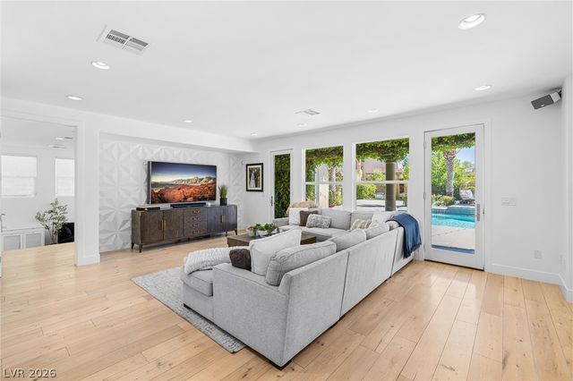 628 Coriander Canyon Court, Las Vegas, NV 89138