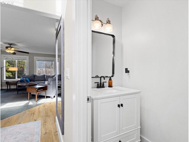 506 Nw 148TH St, Vancouver, WA 98685