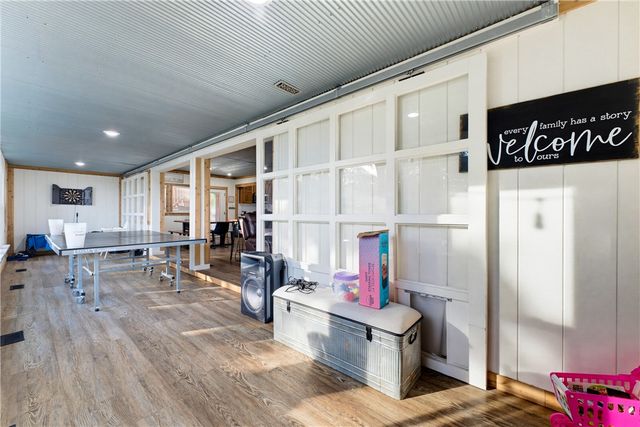 10528 Lakeside Drive, Rogers, AR 72756