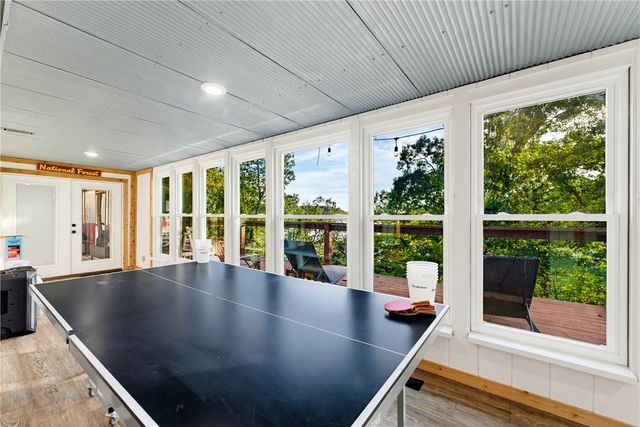 10528 Lakeside Drive, Rogers, AR 72756