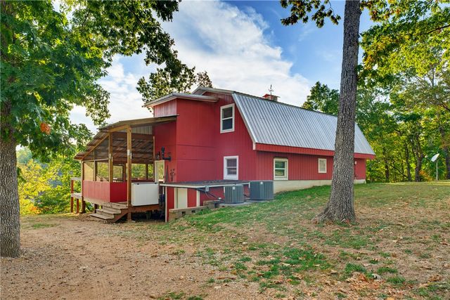 10528 Lakeside Drive, Rogers, AR 72756