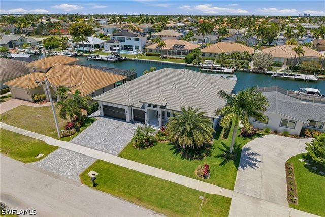 1632 Barbarosa CT, Marco Island, FL 34145