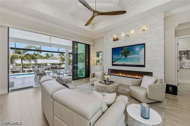 1632 Barbarosa CT, Marco Island, FL 34145