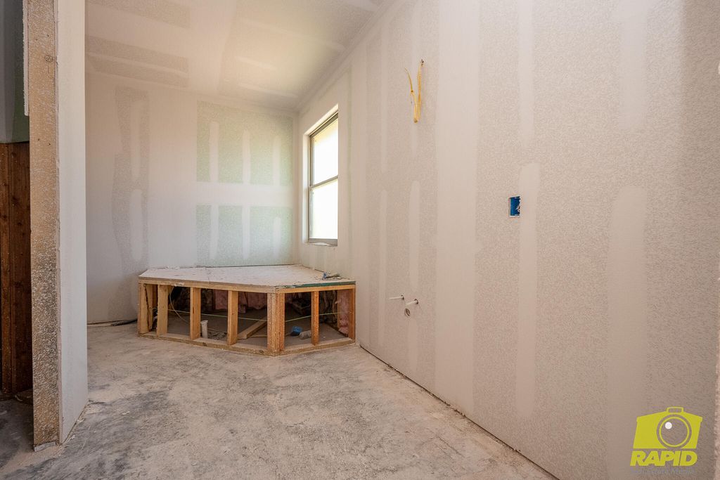Image 6 of property listing at 9932 Delta Street, San Angelo, TX 76901