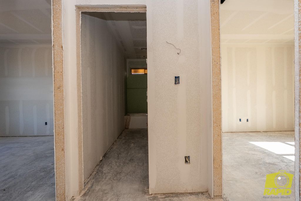 Image 7 of property listing at 9932 Delta Street, San Angelo, TX 76901