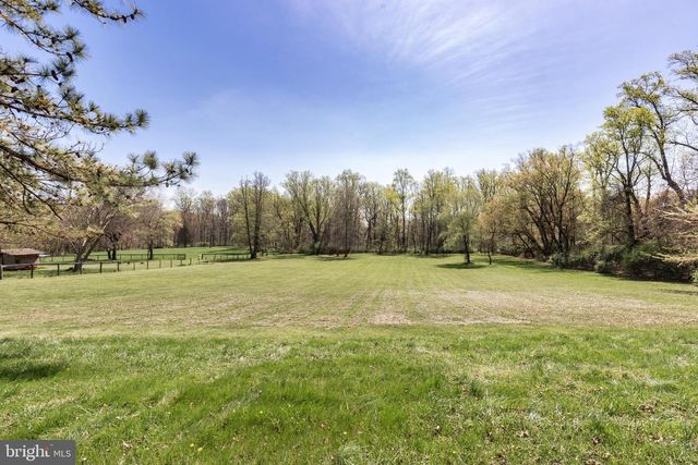 11501 CEDAR LN, Kingsville, MD 21087