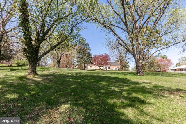 11501 CEDAR LN, Kingsville, MD 21087