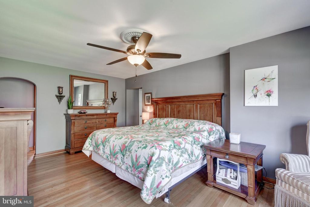 Image 28 of property listing at 11501 CEDAR LN, Kingsville, MD 21087