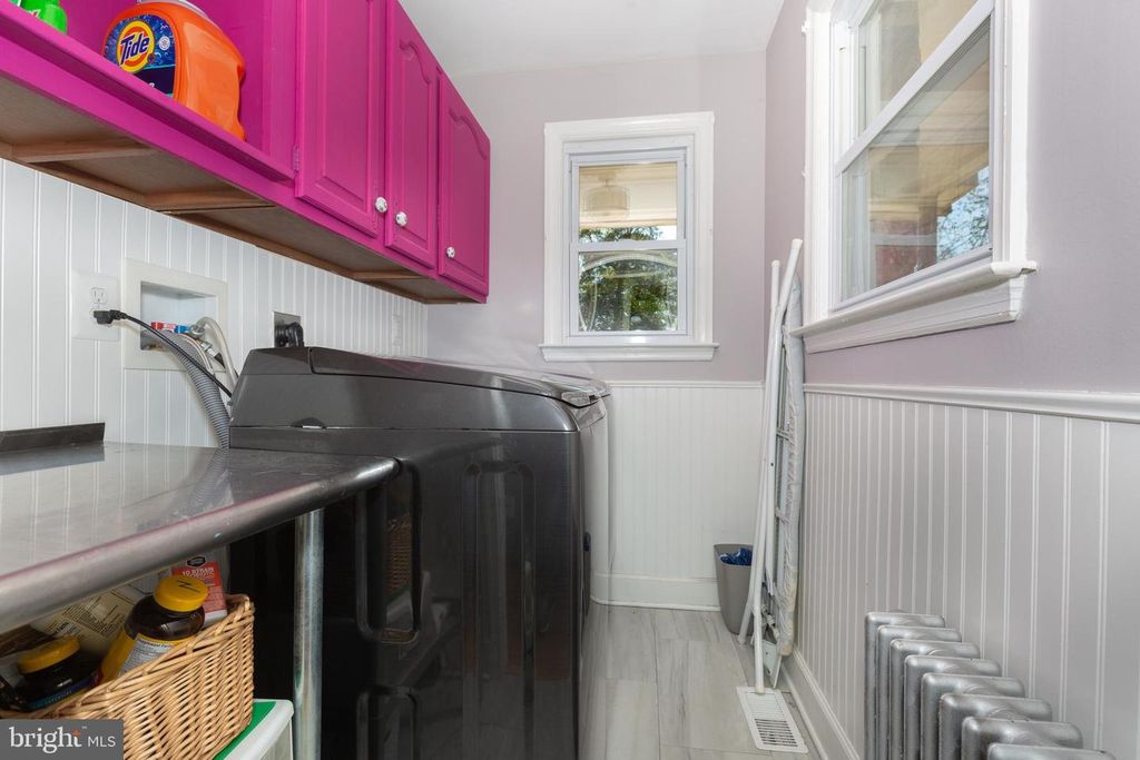 Image 37 of property listing at 11501 CEDAR LN, Kingsville, MD 21087