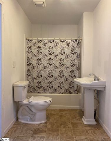 143 Marler Road, Gray Court, SC 29645