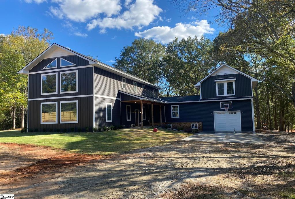 143 Marler Road, Gray Court, SC 29645