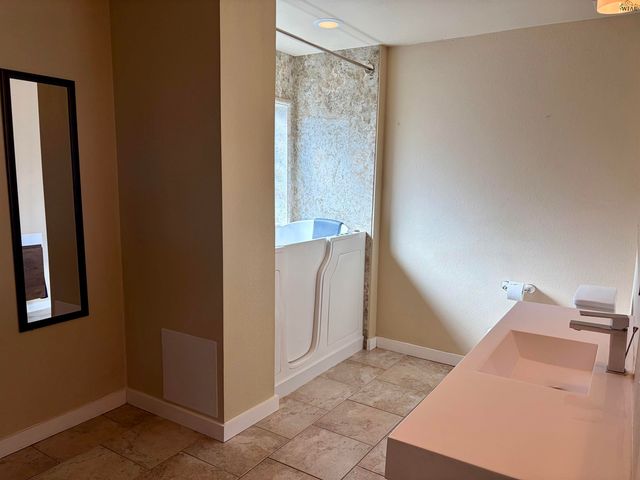 1211 SHORELINE DRIVE, Wichita Falls, TX 76308