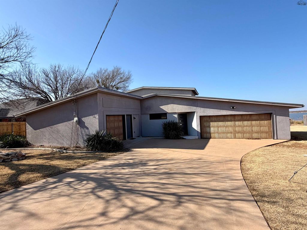 1211 SHORELINE DRIVE, Wichita Falls, TX 76308