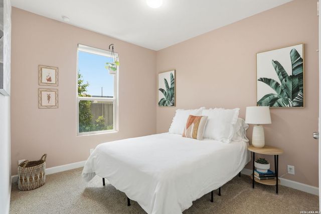 7703 Tobbyton, San Antonio, TX 78253